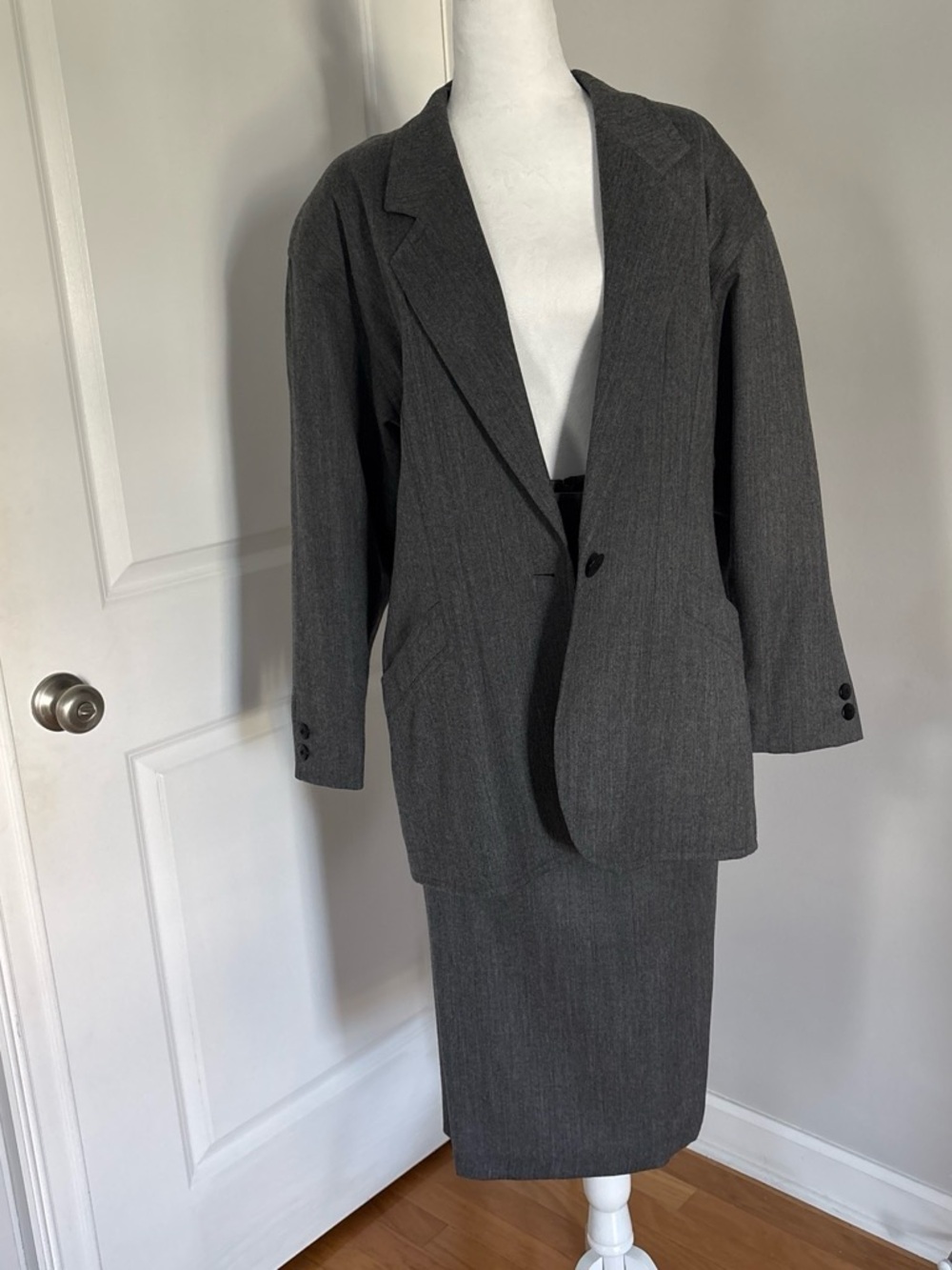 Escada Dark Charcoal Gray Women's Suit Jacket and Pencil Skirt